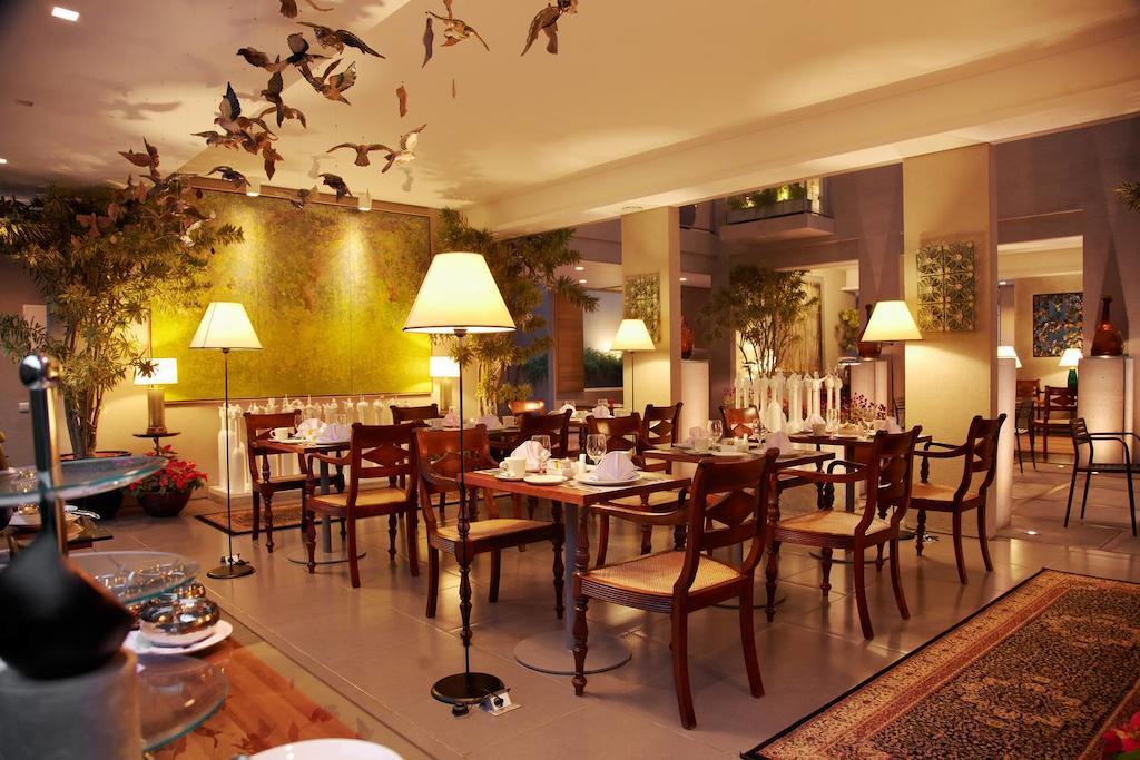 Bumi Semilir Art And Boutique Hotel Cihanjuang Bagian luar foto