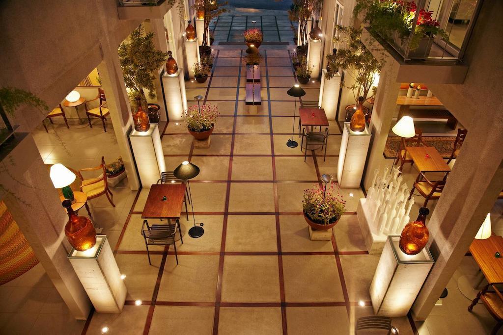 Bumi Semilir Art And Boutique Hotel Cihanjuang Bagian luar foto