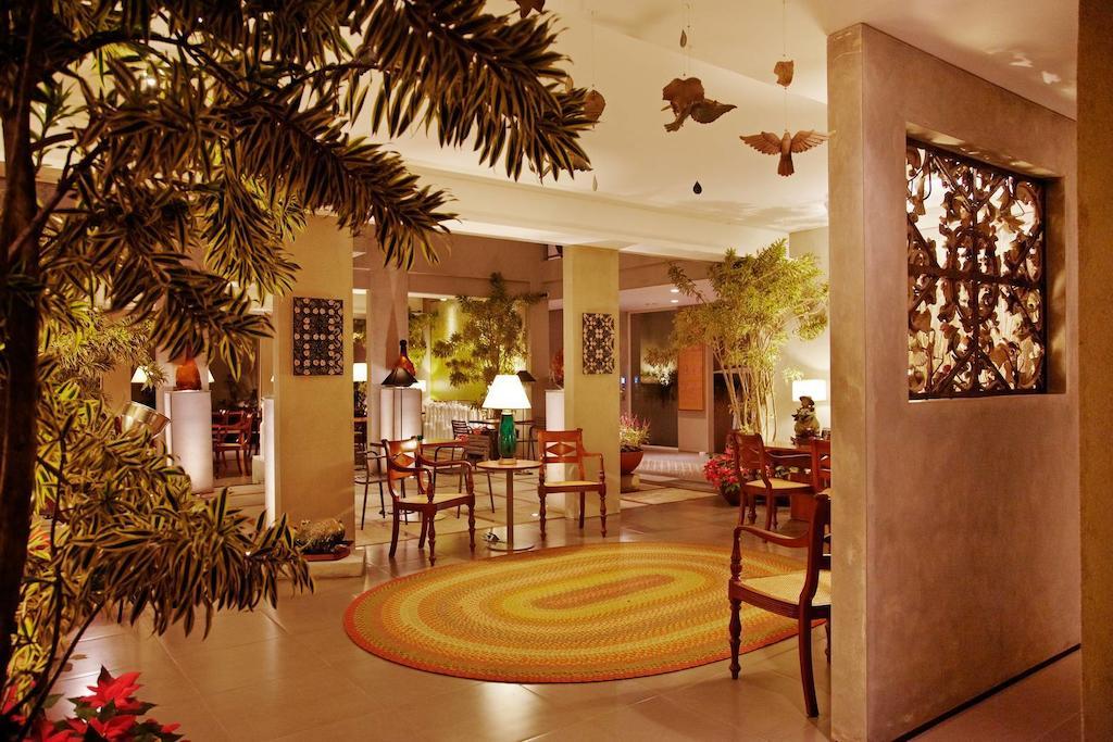 Bumi Semilir Art And Boutique Hotel Cihanjuang Bagian luar foto